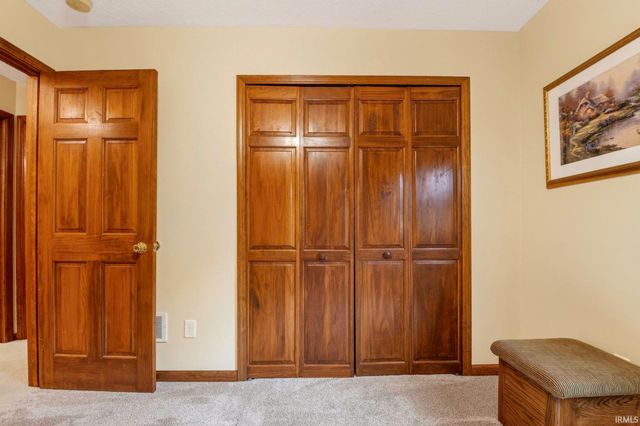 5102 Fox Mill Run, Fort Wayne, IN 46835