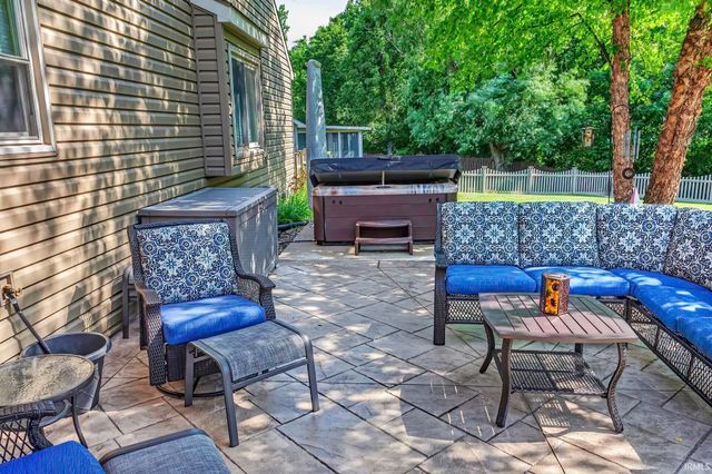 5102 Fox Mill Run, Fort Wayne, IN 46835