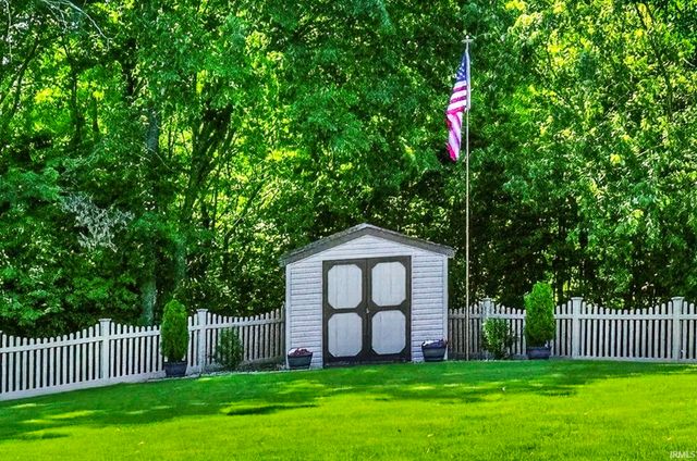 5102 Fox Mill Run, Fort Wayne, IN 46835