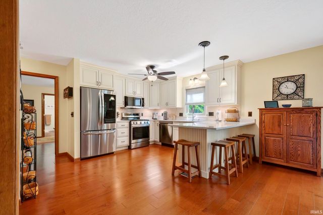 5102 Fox Mill Run, Fort Wayne, IN 46835