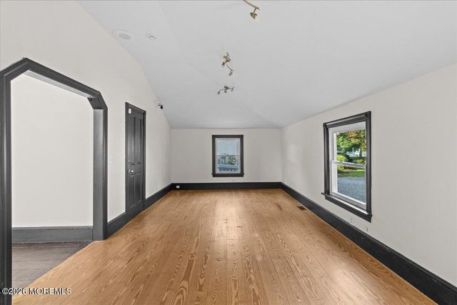 182 N Main Street, Manahawkin, NJ 08050