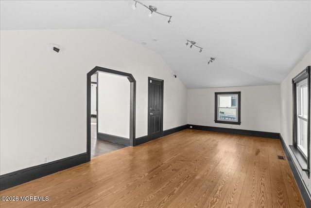 182 N Main Street, Manahawkin, NJ 08050