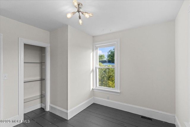 182 N Main Street, Manahawkin, NJ 08050