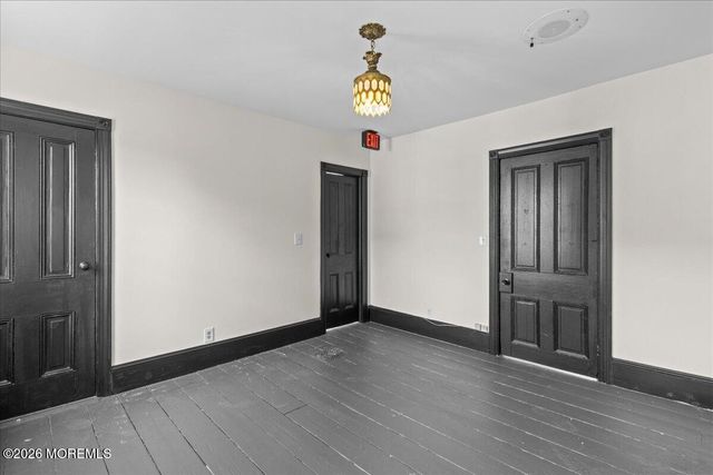 182 N Main Street, Manahawkin, NJ 08050