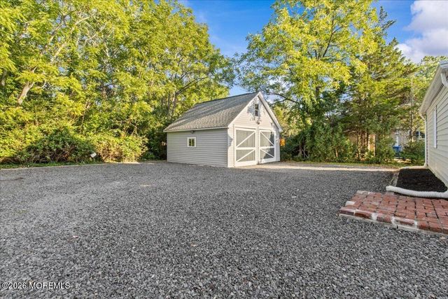 182 N Main Street, Manahawkin, NJ 08050