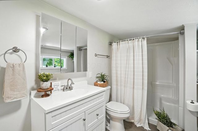 1293 E Main Street, Xenia, OH 45385