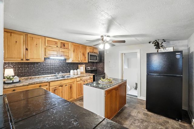 1293 E Main Street, Xenia, OH 45385