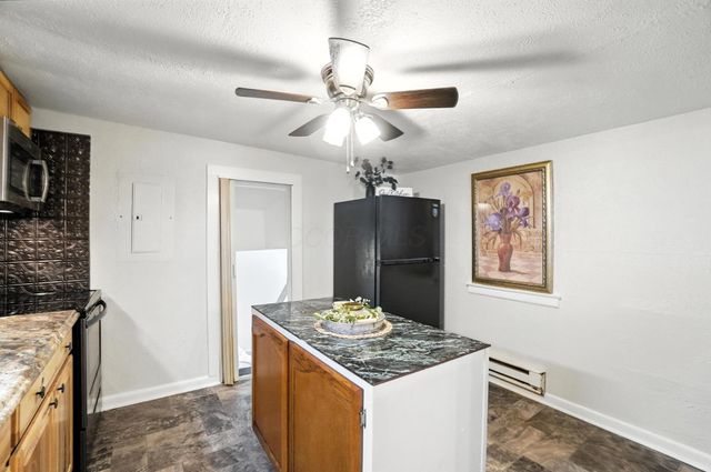 1293 E Main Street, Xenia, OH 45385