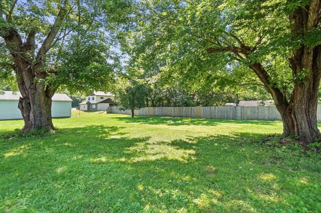 1293 E Main Street, Xenia, OH 45385