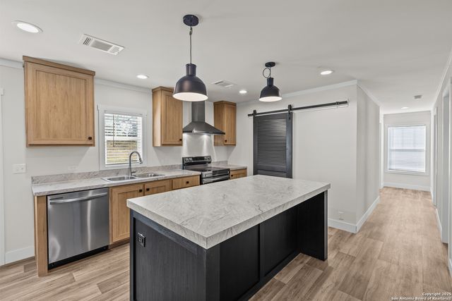 2240 Stevens Rd, Somerset, TX 78069