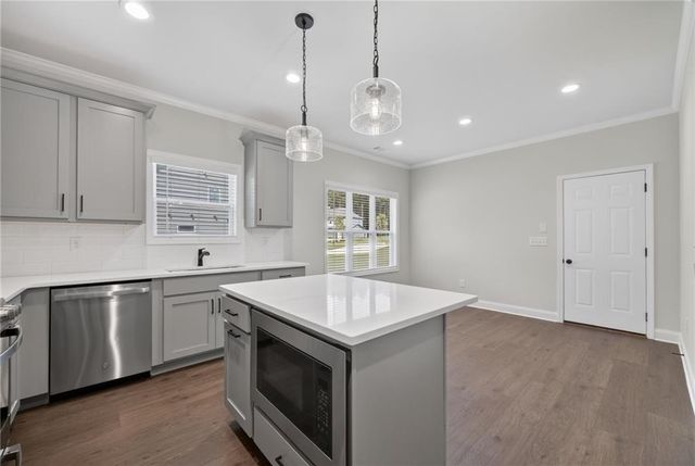 897 Bessie Court, Loganville, GA 30052