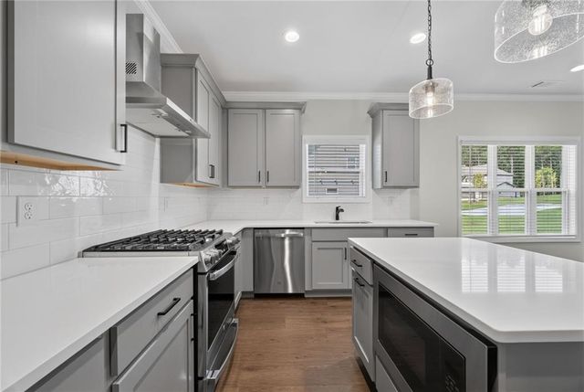 897 Bessie Court, Loganville, GA 30052