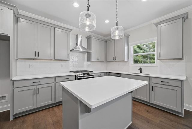 897 Bessie Court, Loganville, GA 30052