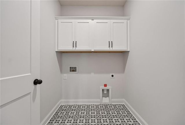 897 Bessie Court, Loganville, GA 30052