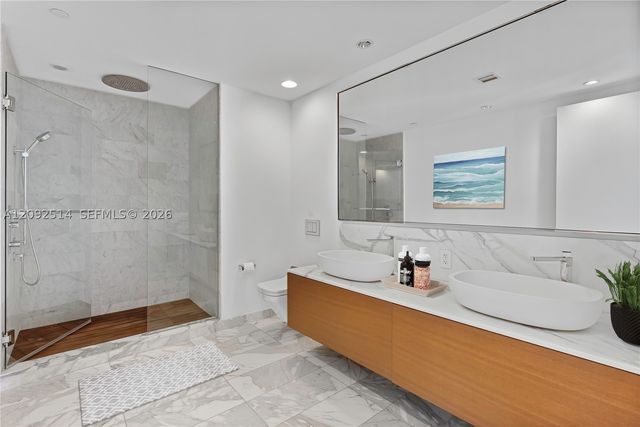 10201 Collins Ave 1104, Bal Harbour, FL 33154
