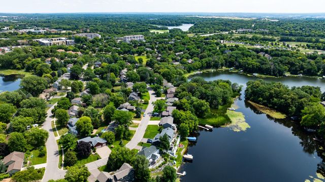 7941 S Bay Curve, Eden Prairie, MN 55347