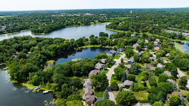 7941 S Bay Curve, Eden Prairie, MN 55347