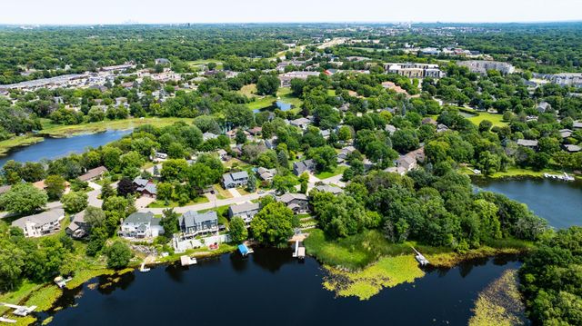 7941 S Bay Curve, Eden Prairie, MN 55347