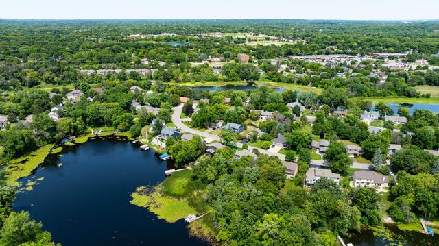 7941 S Bay Curve, Eden Prairie, MN 55347