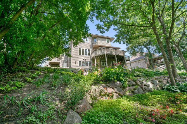7941 S Bay Curve, Eden Prairie, MN 55347
