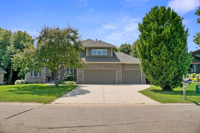7941 S Bay Curve, Eden Prairie, MN 55347