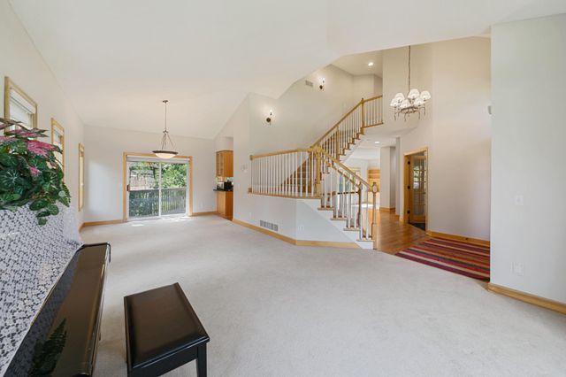 7941 S Bay Curve, Eden Prairie, MN 55347