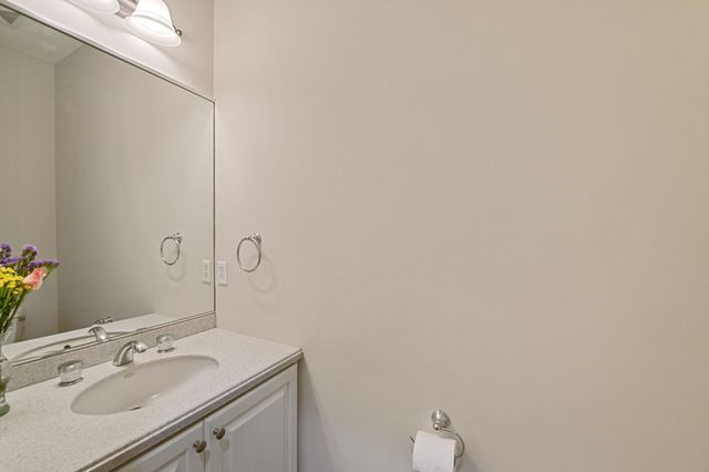 7941 S Bay Curve, Eden Prairie, MN 55347
