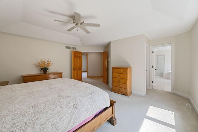 7941 S Bay Curve, Eden Prairie, MN 55347