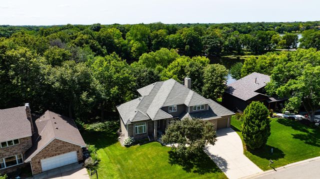 7941 S Bay Curve, Eden Prairie, MN 55347
