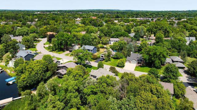 7941 S Bay Curve, Eden Prairie, MN 55347
