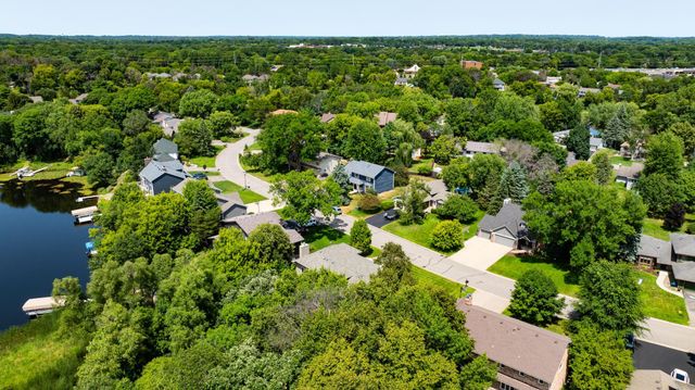 7941 S Bay Curve, Eden Prairie, MN 55347