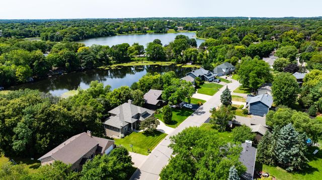 7941 S Bay Curve, Eden Prairie, MN 55347