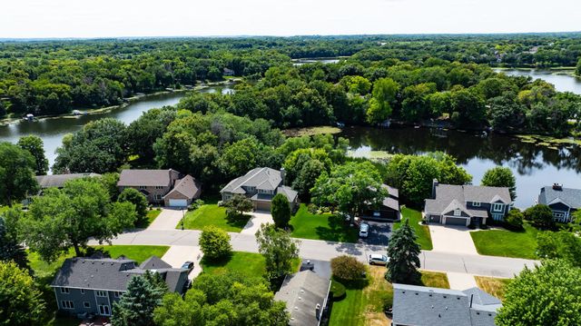 7941 S Bay Curve, Eden Prairie, MN 55347