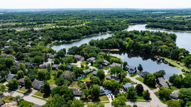 7941 S Bay Curve, Eden Prairie, MN 55347