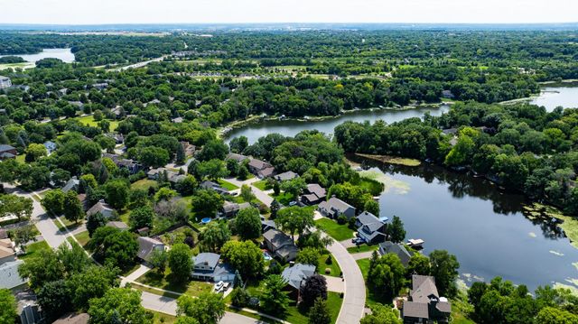 7941 S Bay Curve, Eden Prairie, MN 55347