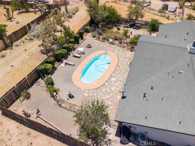 16058 Venango, Apple Valley, CA 92307