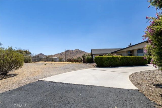 16058 Venango, Apple Valley, CA 92307