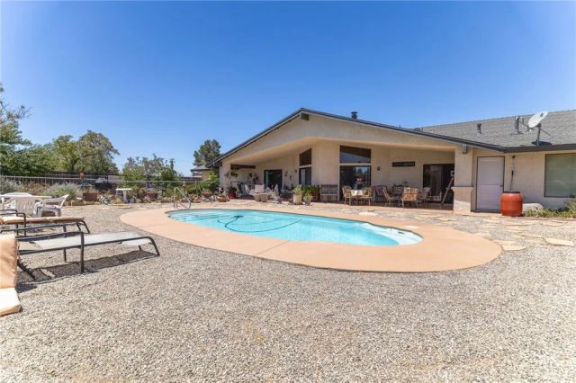 16058 Venango, Apple Valley, CA 92307