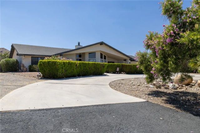 16058 Venango, Apple Valley, CA 92307