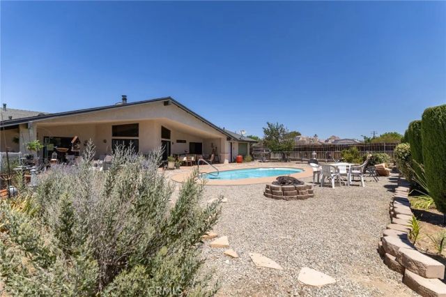 16058 Venango, Apple Valley, CA 92307