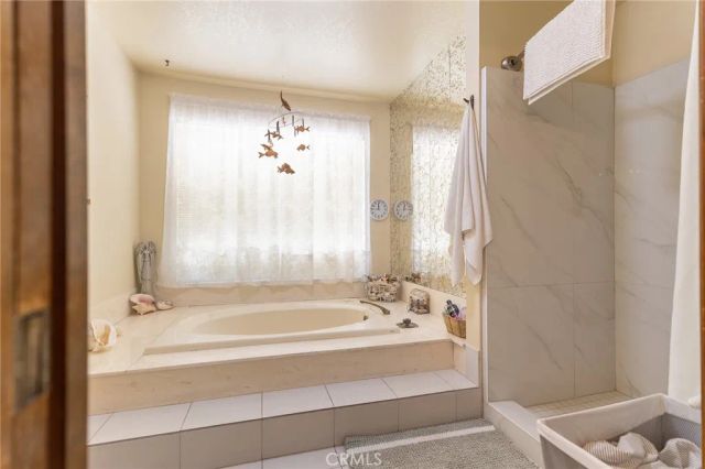 16058 Venango, Apple Valley, CA 92307