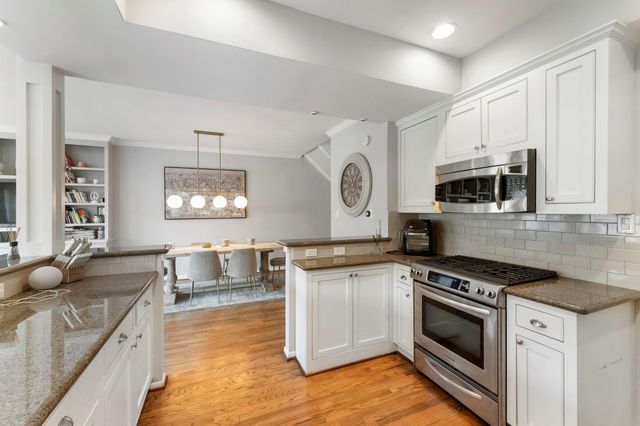 1260 Fountain View Drive 171, Houston, TX 77057