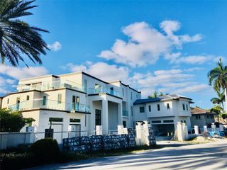 4 Pelican Dr, Fort Lauderdale, FL 33301