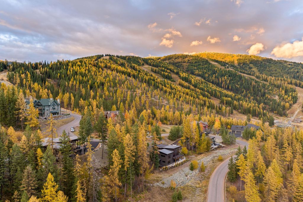 296 Northern Lights Drive, Whitefish, MT 59937 photo 68