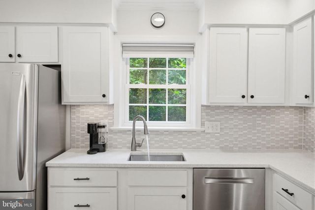 6740 TOWNE LANE RD, Mclean, VA 22101