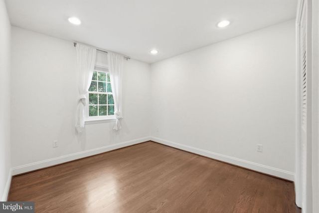 6740 TOWNE LANE RD, Mclean, VA 22101