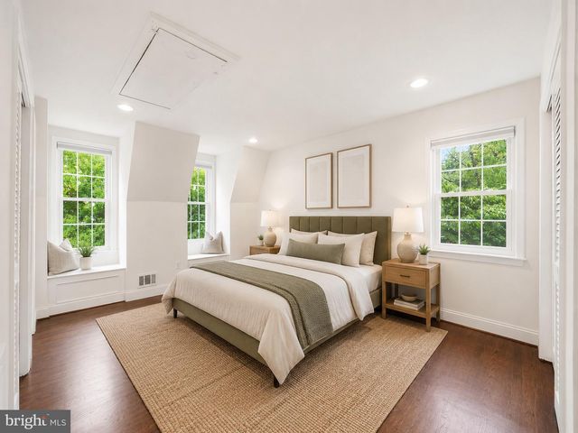 6740 TOWNE LANE RD, Mclean, VA 22101