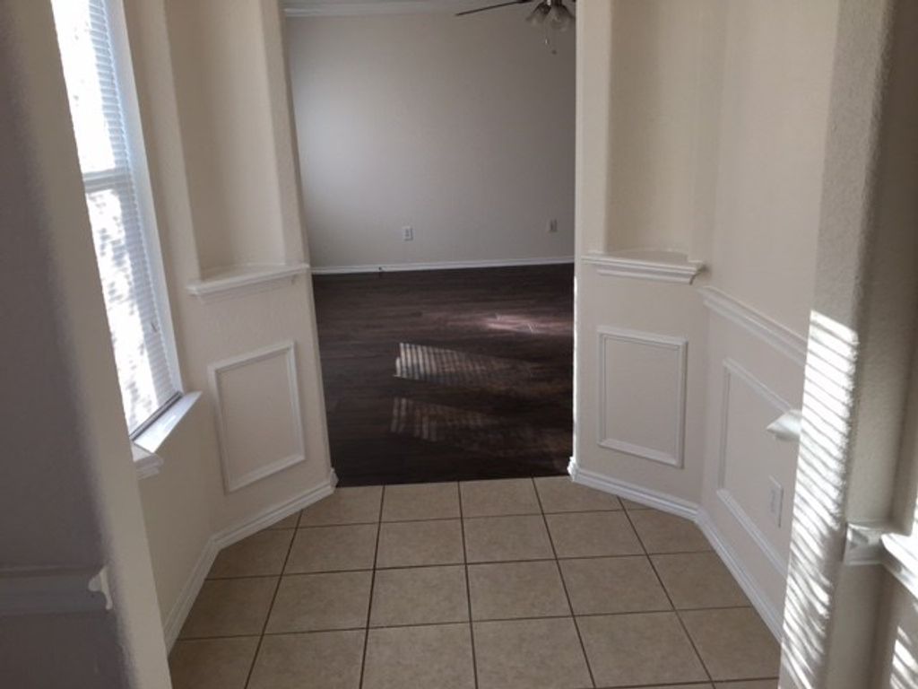 6420 Valleybrooke Court, Arlington, TX 76001