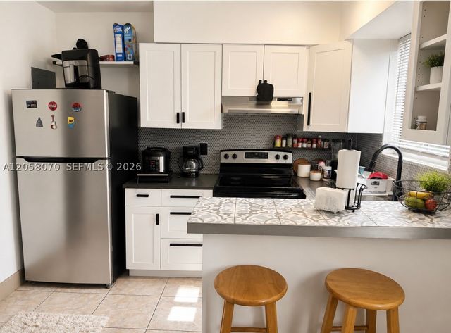 615 NE 7th St 7, Hallandale Beach, FL 33009