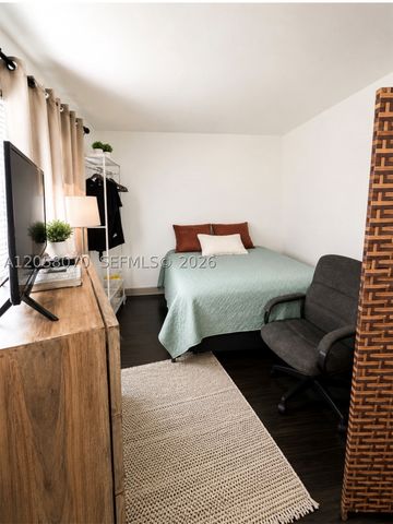 615 NE 7th St 7, Hallandale Beach, FL 33009